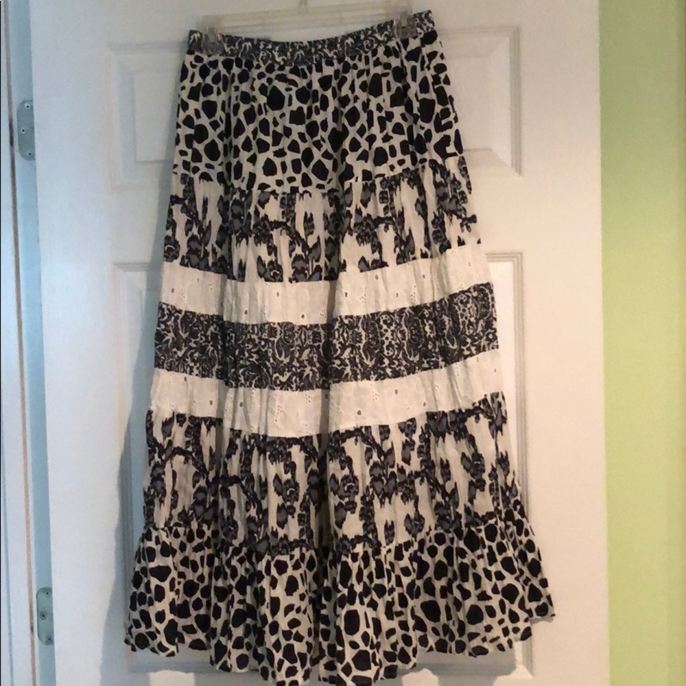 Skirt never worn